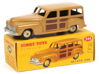 Lot 656 - DINKY TOYS (GB) (1)