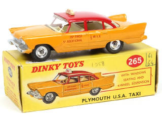 Lot 657 - DINKY TOYS (GB) (1)