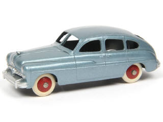 Lot 454 - DINKY TOYS (FRANCE) (1)