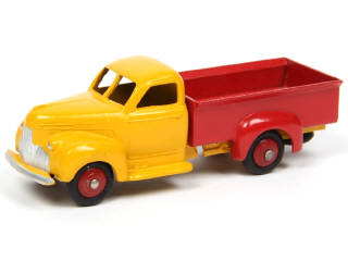 Lot 510 - DINKY TOYS (FRANCE) (1)