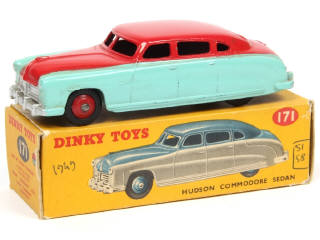 Lot 637 - DINKY TOYS (GB) (1)