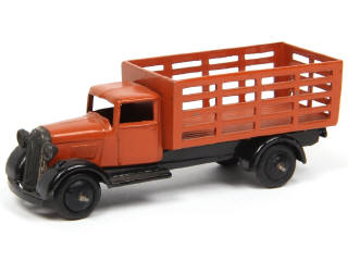 Lot 675 - DINKY TOYS (GB) (1)