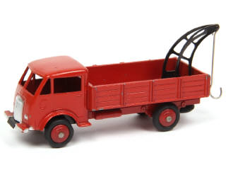 Lot 516 - DINKY TOYS (FRANCE) (1)