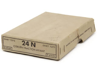 Lot 452 - DINKY TOYS (FRANCE) (1)