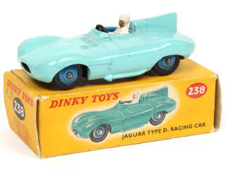 Lot 653 - DINKY TOYS (GB) (1)