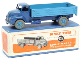 Lot 678 - DINKY TOYS (GB) (1)