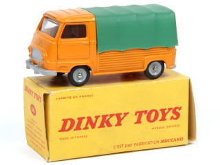 Lot 527 - DINKY TOYS (FRANCE) (1)