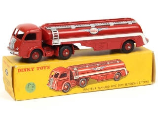 Lot 540 - DINKY TOYS (FRANCE) (1)