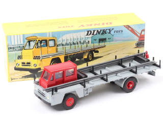 Lot 594 - DINKY TOYS (FRANCE) (1)