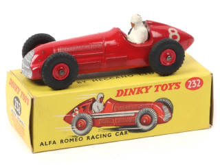 Lot 411 - DINKY TOYS (GB) (1)