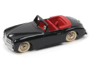Lot 436 - DINKY TOYS (FRANCE) (1)