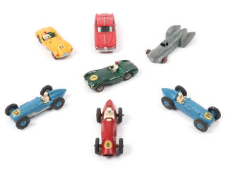 Lot 465 - DINKY TOYS (FRANCE) (7)