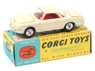 Lot 390 - CORGI TOYS (GB) (1)