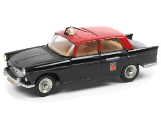 Lot 467 - DINKY TOYS (FRANCE) (1)