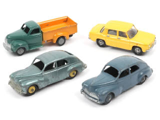 Lot 513 - DINKY TOYS (FRANCE) (4)