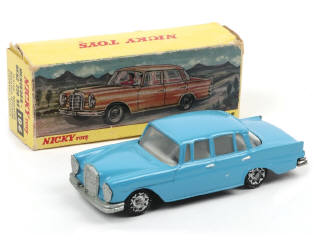 Lot 355 - NICKYTOYS (INDE) (1)