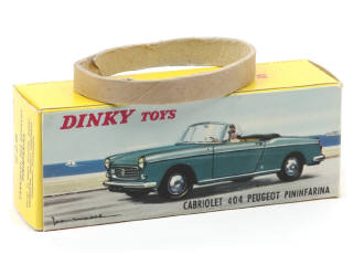 Lot 377 - DINKY TOYS (FRANCE) (1)