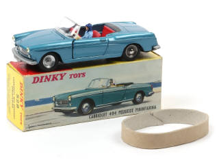 Lot 437 - DINKY TOYS (FRANCE) (1)