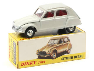 Lot 470 - DINKY TOYS (FRANCE) (1)