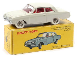 Lot 455 - DINKY TOYS (FRANCE) (1)
