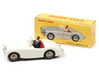 Lot 448 - DINKY TOYS (FRANCE) (1)