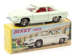 Lot 435 - DINKY TOYS (FRANCE) (1)