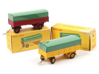 Lot 422 - DINKY TOYS (FRANCE) (2)