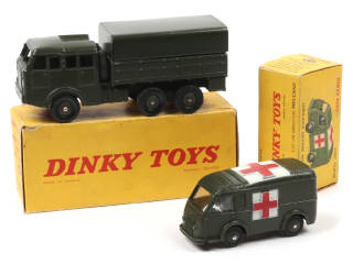 Lot 520 - DINKY TOYS (FRANCE) (2)