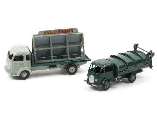 Lot 493 - DINKY TOYS (FRANCE) (2)