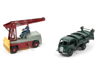 Lot 519 - DINKY TOYS (FRANCE) (2)