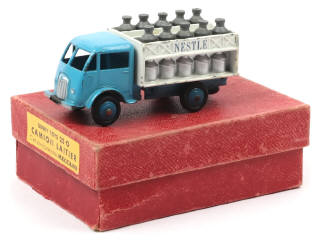 Lot 412 - DINKY TOYS (FRANCE) (1)
