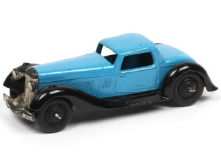 Lot 651 - DINKY TOYS (GB) (1)
