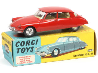 Lot 451 - CORGI TOYS (GB) (1)