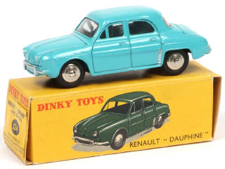 Lot 574 - DINKY TOYS (FRANCE) (1)