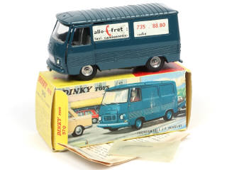 Lot 636 - DINKY TOYS (FRANCE) (1)