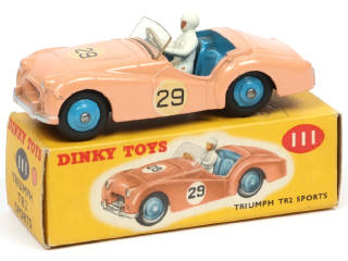 Lot 669 - DINKY TOYS (GB) (1)