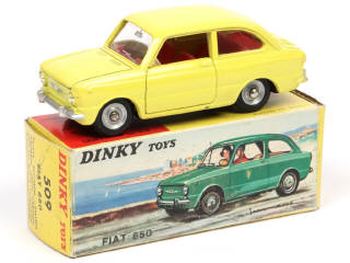 Lot 616 - DINKY TOYS (FRANCE) (1)