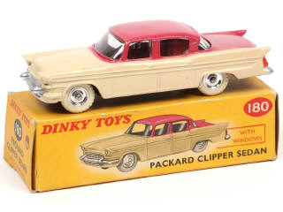Lot 680 - DINKY TOYS (GB) (1)