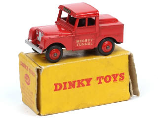 Lot 685 - DINKY TOYS (GB) (1)