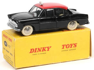 Lot 585 - DINKY TOYS (FRANCE) (1)