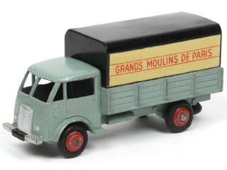 Lot 627 - DINKY TOYS (FRANCE) (1)