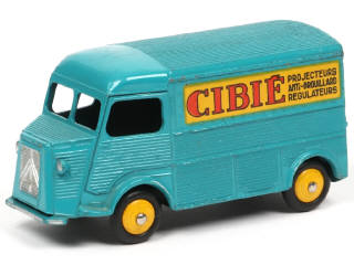 Lot 625 - DINKY TOYS (FRANCE) (1)