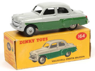 Lot 675 - DINKY TOYS (GB) (1)