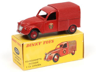 Lot 586 - DINKY TOYS (FRANCE) (1)