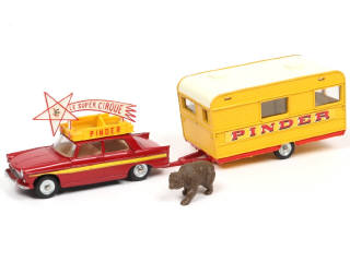 Lot 566 - DINKY TOYS (FRANCE) (1)