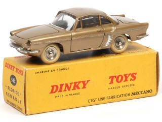 Lot 595 - DINKY TOYS (FRANCE) (1)
