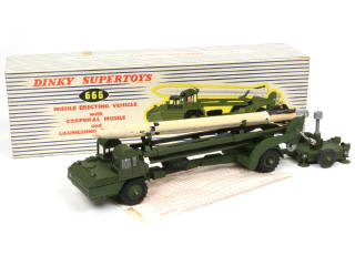 Lot 713 - DINKY TOYS (GB) (1)