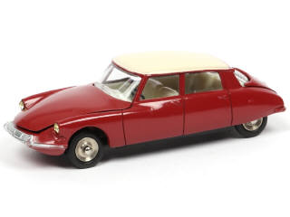 Lot 561 - DINKY TOYS (FRANCE) (1)