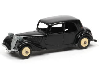 Lot 548 - DINKY TOYS (FRANCE) (1)
