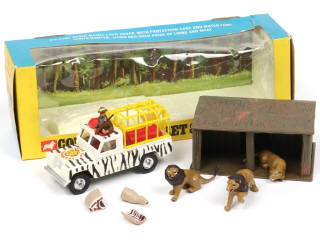 Lot 496 - CORGI TOYS (GB) (1)